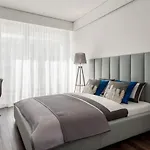 Ovo Market Square Apartman *