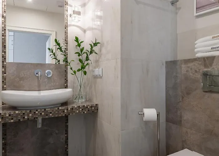 Ovo Apartment Market Square Wroclaw Апартаменты Вроцлав