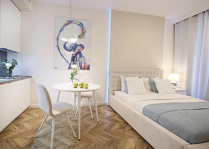 Ovo Apartment Market Square Wroclaw * Вроцлав